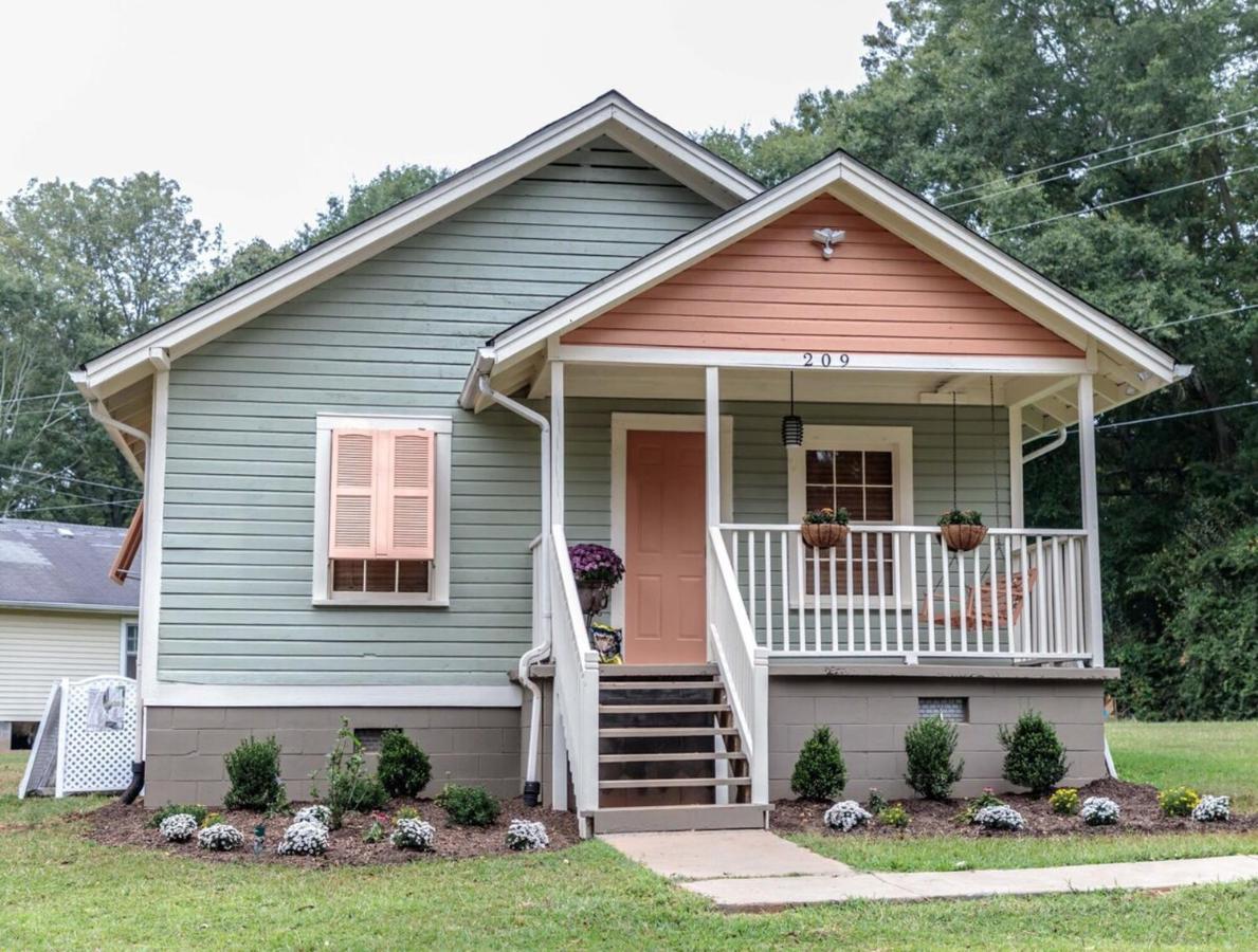 Clemson Memorabilia House Frank Howard III Home Exterior foto